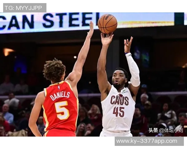 米切尔状态低迷上半场仅得5分6助攻表现令人失望 米切尔状态低迷上半场仅得5分6助攻表现令人失望