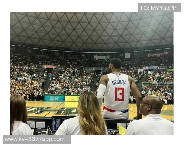 乔治复出却未能助快船逆转雷霆再次从中渔利喜笑颜开 乔治复出却未能助快船逆转雷霆再次从中渔利喜笑颜开