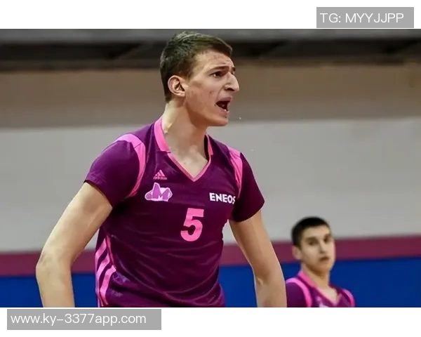 约维奇表现不佳仅得2分5失误轮换调整势在必行 约维奇表现不佳仅得2分5失误轮换调整势在必行