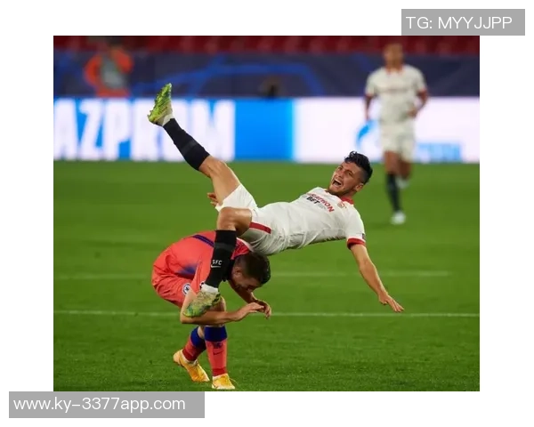 贾府后卫板仓滉震惊于欧冠前一天被通知踢后腰位置 贾府后卫板仓滉震惊于欧冠前一天被通知踢后腰位置